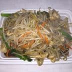 Best Chicken w. Bean Sprouts in Naugatuck, CT