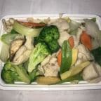 Best Steamed Chicken w. Mixed Vegetable in Naugatuck, CT
