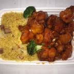 Best General Tso's Chicken (Dinner Combo) in Naugatuck, CT